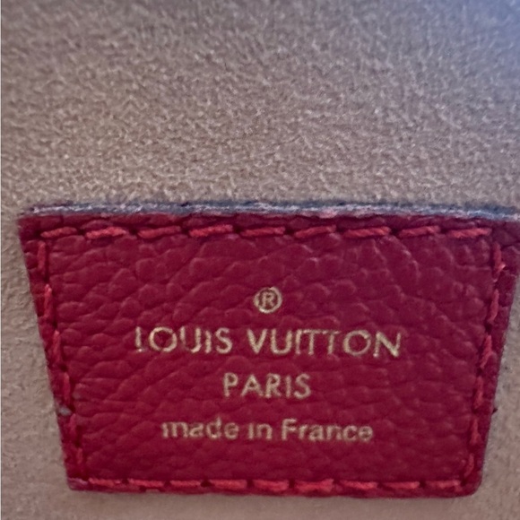 Louis Vuitton Flandrin Monogram Canvas Shoulder Bag
COA Included - Picture 6 of 8